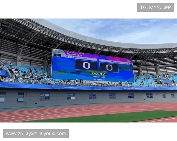 足球赛事的观众互动与参与感提升